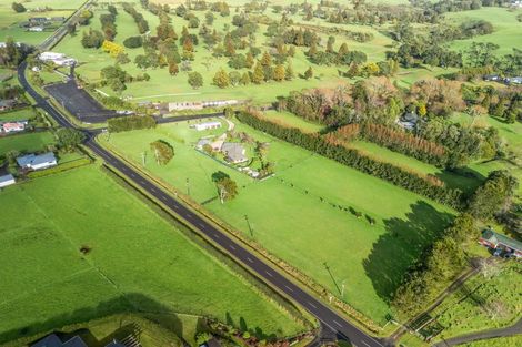 Photo of property in 95 Baker Road, Mangorei, New Plymouth, 4371