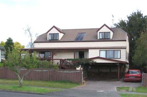 Photo of property in 34 Granville Drive, Massey, Auckland, 0614