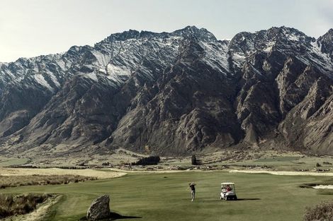 Photo of property in 21 Mckinlay Lane, Jacks Point, 9371