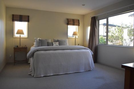 Photo of property in 85 Laurel Oak Drive, Schnapper Rock, Auckland, 0632