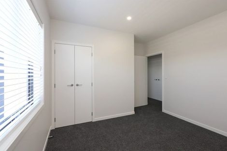 Photo of property in 5 Cassin Place, Taradale, 4112