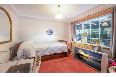 Photo of property in 3 Leeman Place, Redwood, Christchurch, 8051