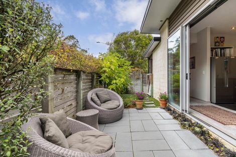 Photo of property in 2 Tokomaru Drive, Havelock North, 4130