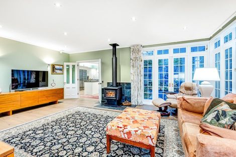 Photo of property in 4-6 Cheviot Road, Lowry Bay, Lower Hutt, 5013