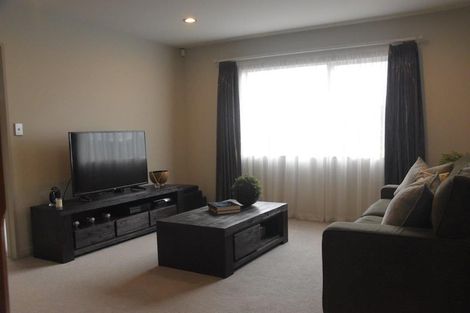 Photo of property in 85 Laurel Oak Drive, Schnapper Rock, Auckland, 0632