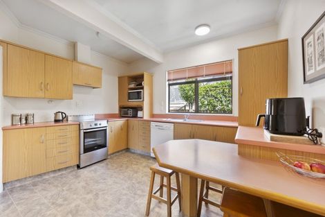 Photo of property in 18 Logan Avenue, Marewa, Napier, 4110