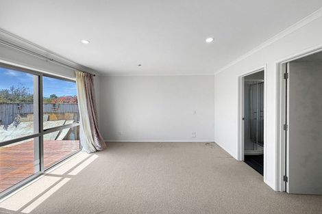 Photo of property in 8 Buckingham Place, Springvale, Whanganui, 4501