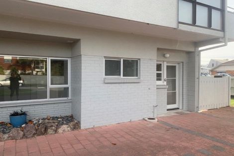 Photo of property in 40 Maunganui Road, Mount Maunganui, 3116
