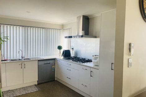 Photo of property in 39 Matata Drive, Takanini, 2112