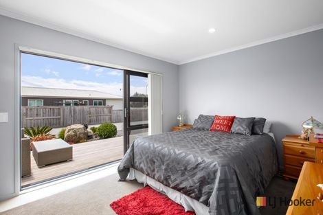 Photo of property in 19 Reel Road, Athenree, Waihi Beach, 3611