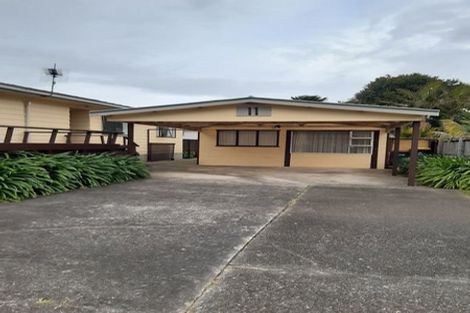 Photo of property in 11 Lyren Place, Half Moon Bay, Auckland, 2012
