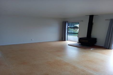 Photo of property in 65 Himatangi Street, Himatangi Beach, Foxton, 4891