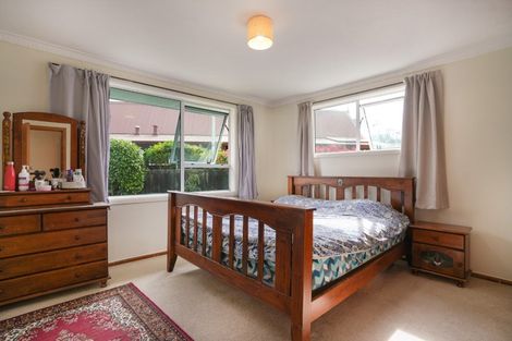 Photo of property in 24 Kent Lodge Avenue, Avonhead, Christchurch, 8042