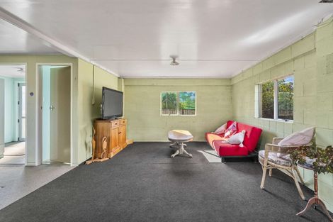 Photo of property in 155 Cross Road, Lepperton, New Plymouth, 4373