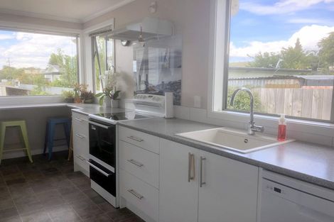 Photo of property in 4 Savage Crescent, Waipukurau, 4200