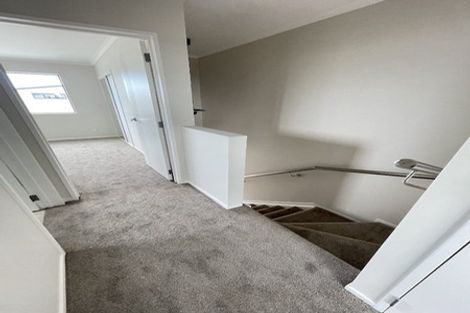 Photo of property in 2/3 Royal View Road, Te Atatu South, Auckland, 0610