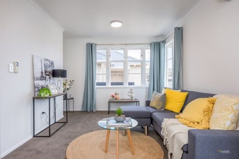 Photo of property in 4a Langford Street, Naenae, Lower Hutt, 5011