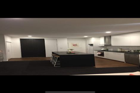 Photo of property in 20u2 Trent Street, Island Bay, Wellington, 6023