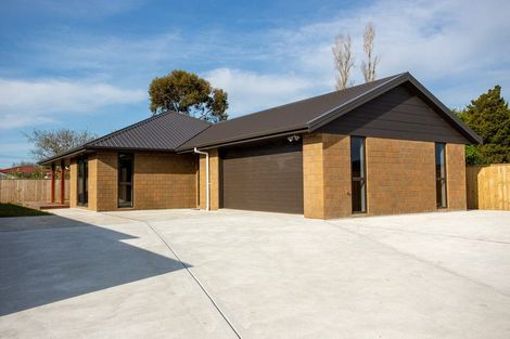 Photo of property in 5 Van Baarle Close, Carterton, 5713