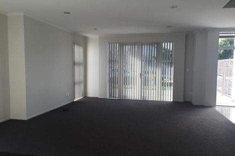 Photo of property in 16 Mcginty Street, Takanini, 2112