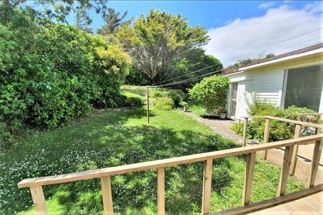 Photo of property in 67 Clifford Road, Johnsonville, Wellington, 6037