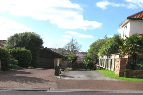 Photo of property in 3/10 Simmental Crescent, Somerville, Auckland, 2014