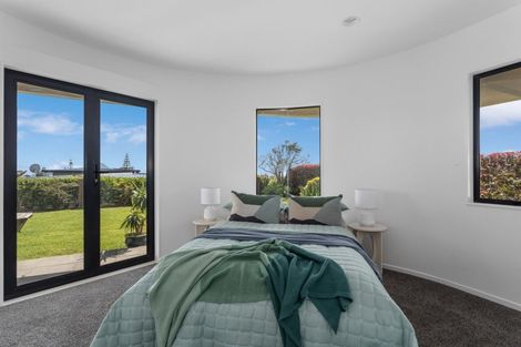 Photo of property in 11 Island View Heights, Coastlands, Whakatane, 3120