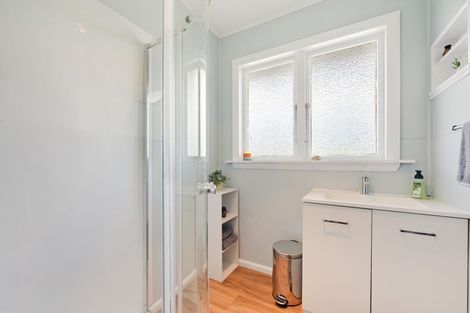 Photo of property in 67 Rosedale Road, Pinehill, Auckland, 0632