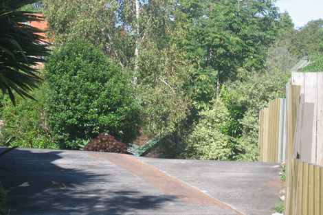 Photo of property in 8 Reid Road, New Lynn, Auckland, 0600