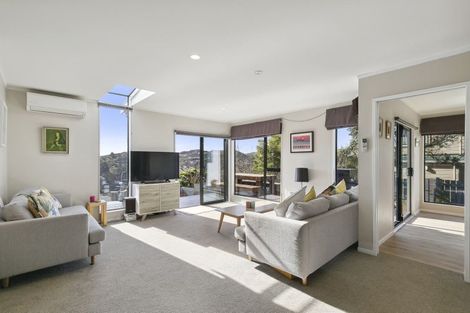 Photo of property in 5b Becker Way, Karori, Wellington, 6012