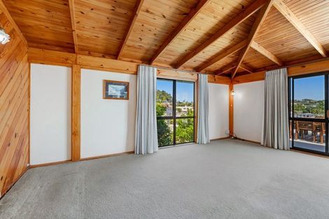 Photo of property in 65 De Luen Avenue, Tindalls Beach, Whangaparaoa, 0930