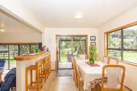 Photo of property in 177 Inland Road, Helensville, 0875