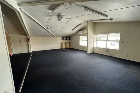 Photo of property in 25a Great South Road, Papakura, 2110