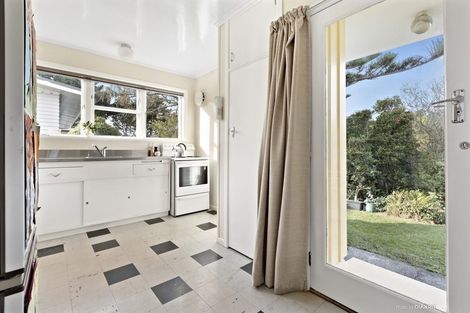Photo of property in 34 Silverbirch Grove, Churton Park, Wellington, 6037