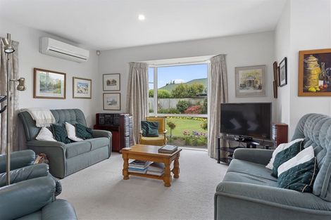 Photo of property in 18 Dawson Douglas Place, Kaiapoi, 7630