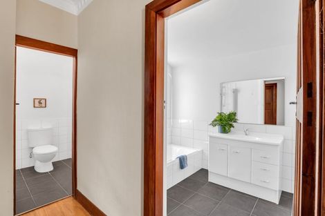 Photo of property in 13 Ross Street, Marton, 4710