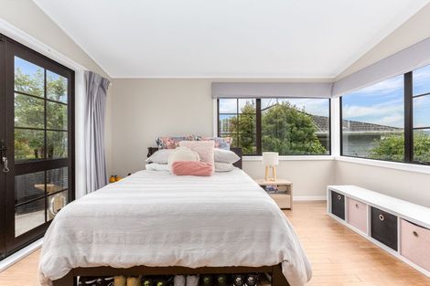 Photo of property in 1 Underwood Way, Churton Park, Wellington, 6037