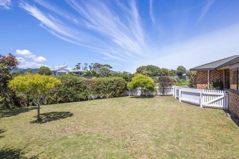 Photo of property in 32 Sunburst Court, Paraparaumu Beach, Paraparaumu, 5032