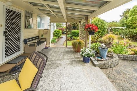 Photo of property in 15 Oaklea Avenue, Marton, 4710