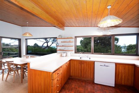 Photo of property in 1/7 Alston Avenue, Kelston, Auckland, 0602