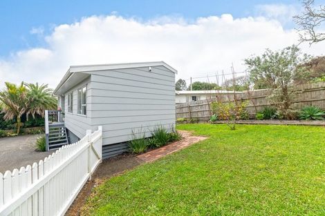 Photo of property in 23 Tawa Road, Te Atatu Peninsula, Auckland, 0610