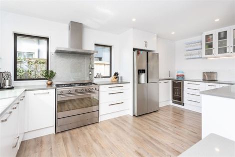 Photo of property in 24 Ruby Avenue, Northwood, Christchurch, 8051