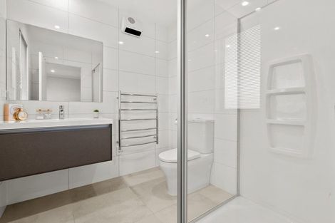 Photo of property in 30 Matairangi Avenue, Totara Heights, Auckland, 2105