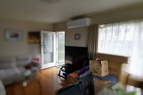 Photo of property in 1/7 Evelyn Place, Hillcrest, Auckland, 0627