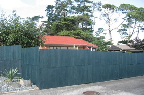 Photo of property in 1/30 De Quincey Terrace, Highland Park, Auckland, 2010
