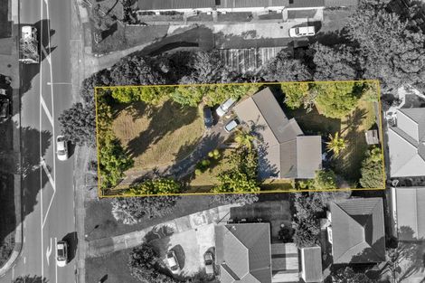Photo of property in 140 Edmonton Road, Te Atatu South, Auckland, 0610