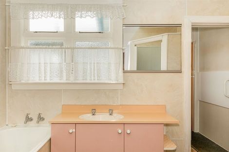 Photo of property in 28 The Esplanade, Westport, 7825