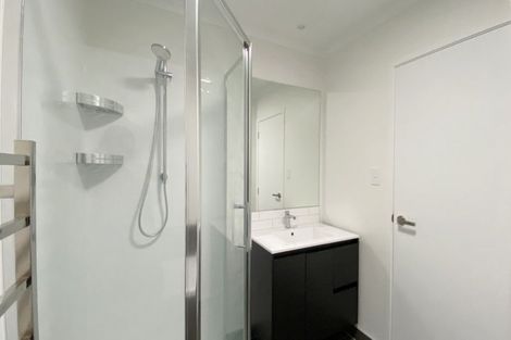 Photo of property in 4/1 Scott Road, Hobsonville, Auckland, 0616