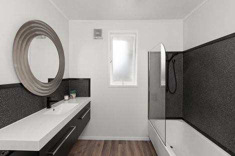 Photo of property in 140 Guppy Road, Taradale, Napier, 4112