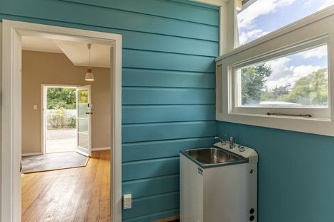 Photo of property in 4a Shanly Street, Waipawa, 4210